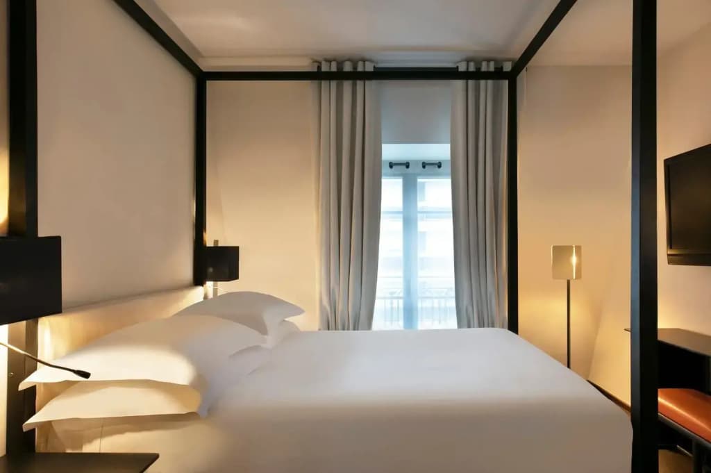 Le Metropolitan Paris Tour Eiffel, a Tribute Portfolio Hotel