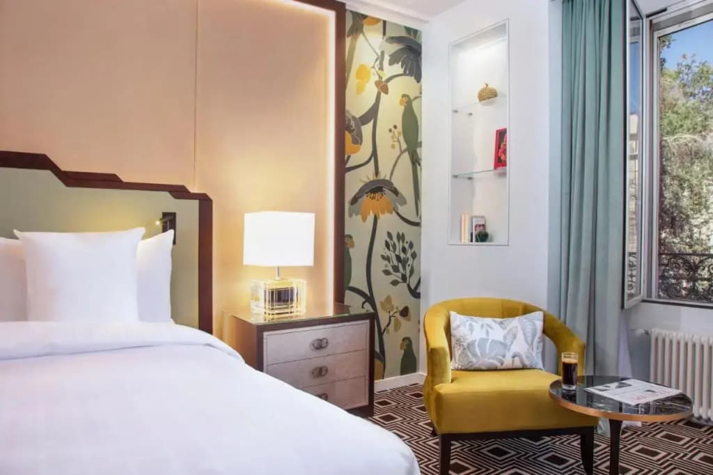 Hotel Bristol