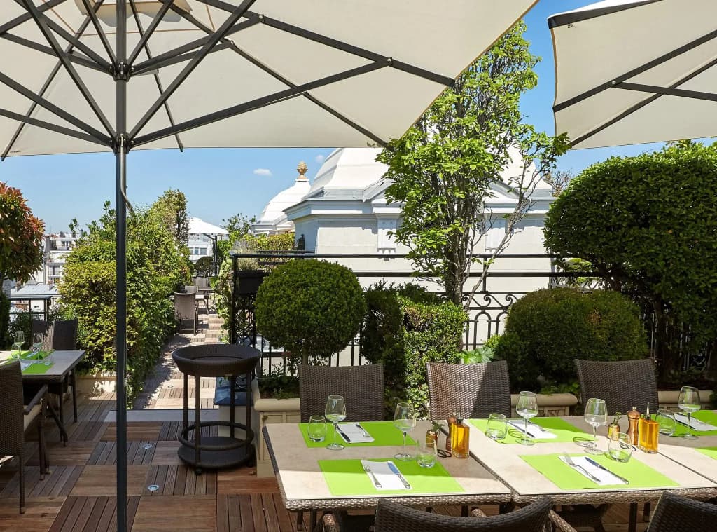 Hotel Raphael