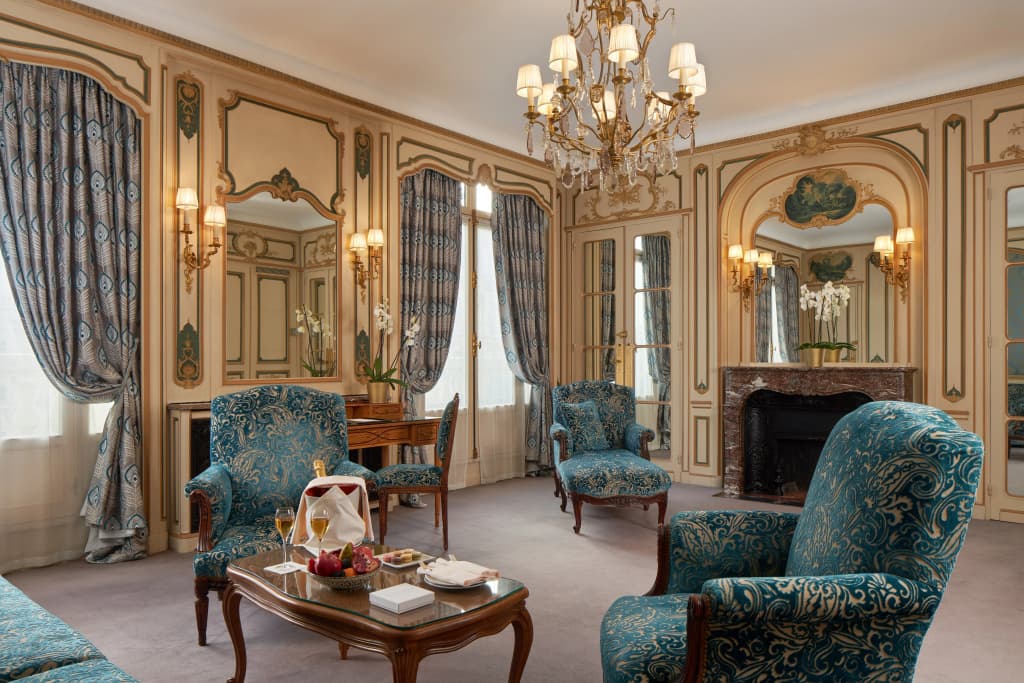 Hotel Raphael