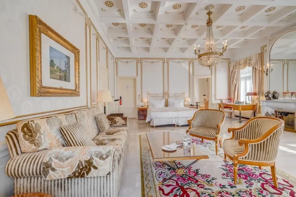 Grand Hotel National