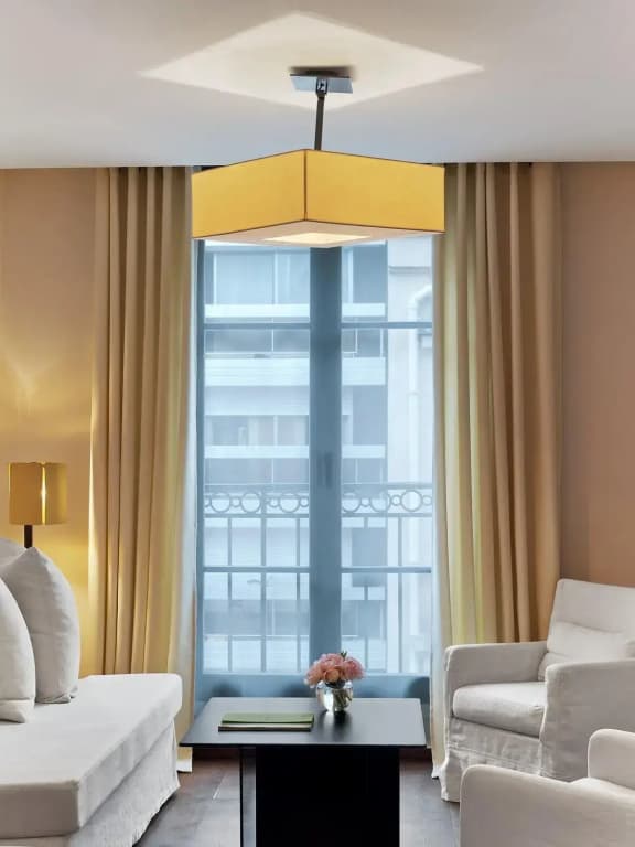 Le Metropolitan Paris Tour Eiffel, a Tribute Portfolio Hotel