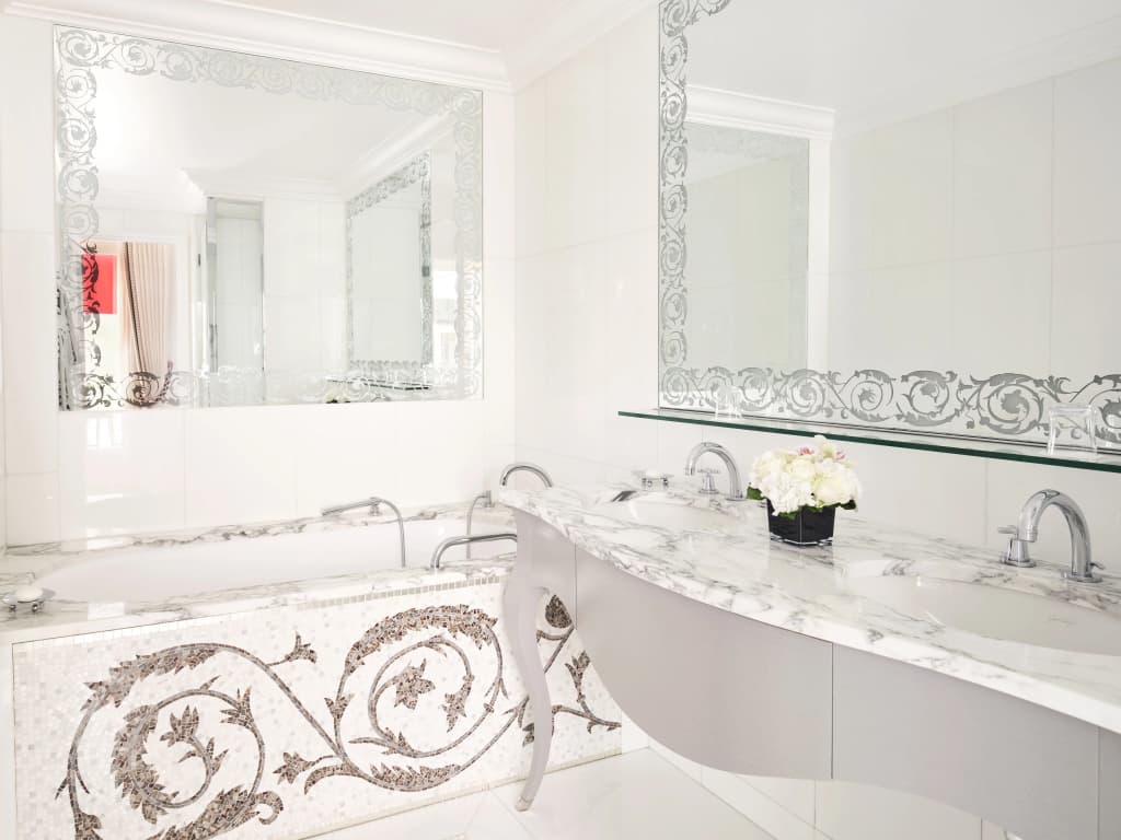 Hotel Plaza Athenee