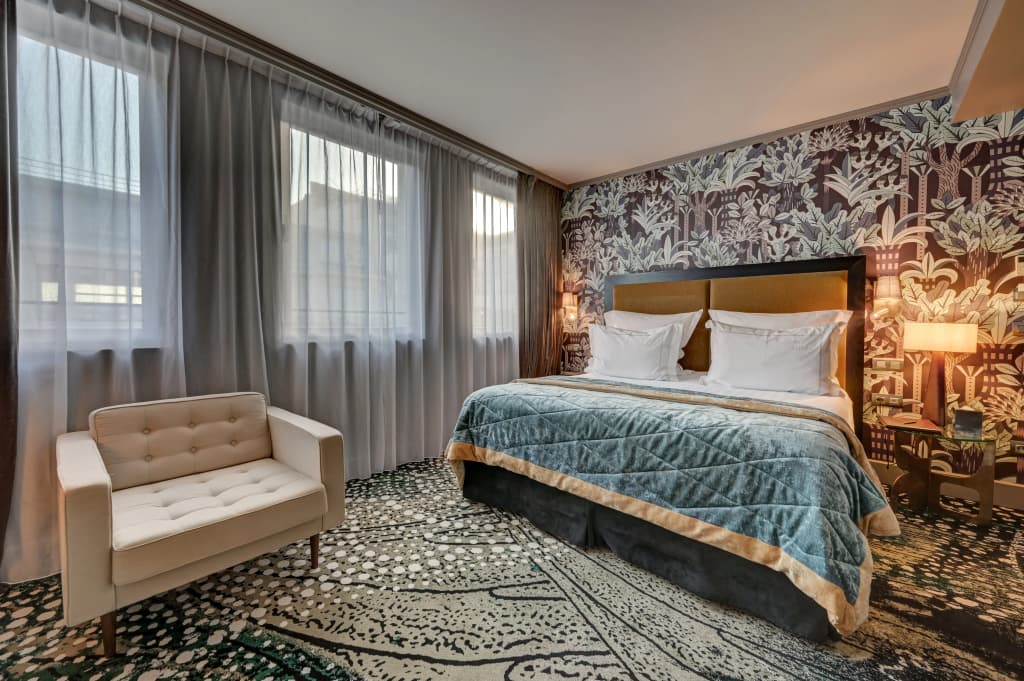 The One Alma Paris
