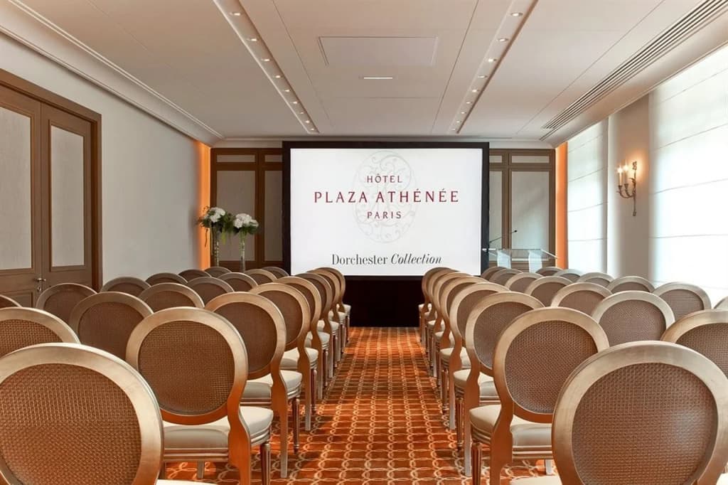 Hotel Plaza Athenee
