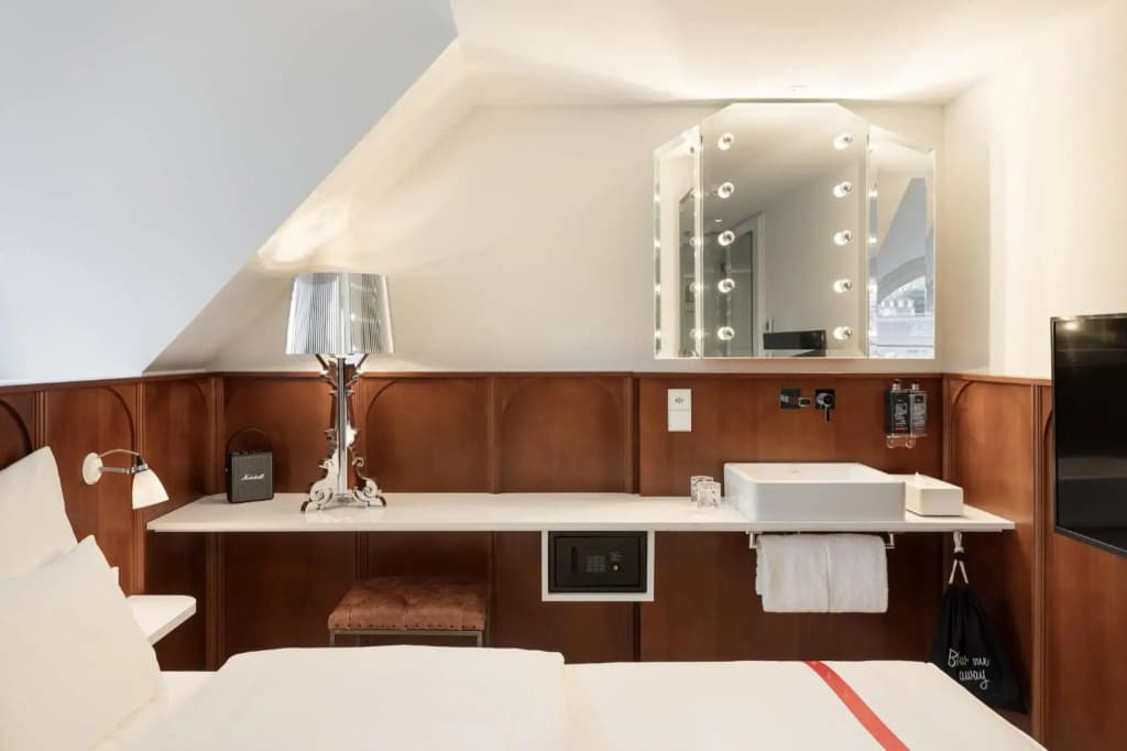 Ruby Mimi Zurich