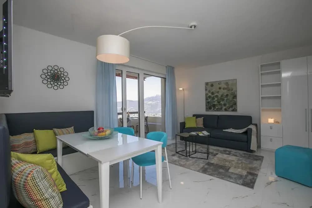 Monte Bre' Apartment