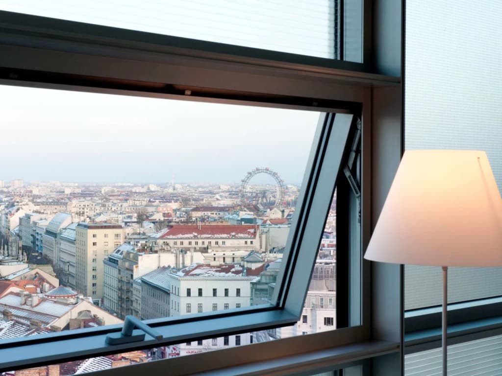 SO/ Vienna