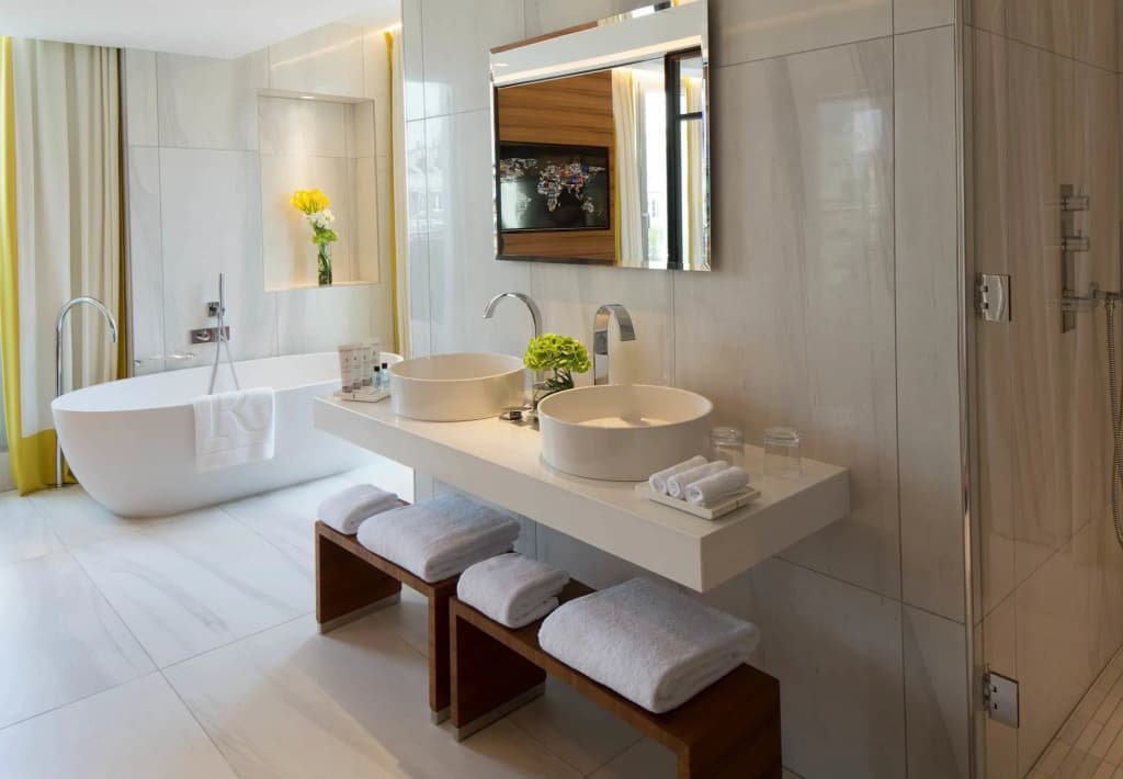 Renaissance Paris Republique Hotel