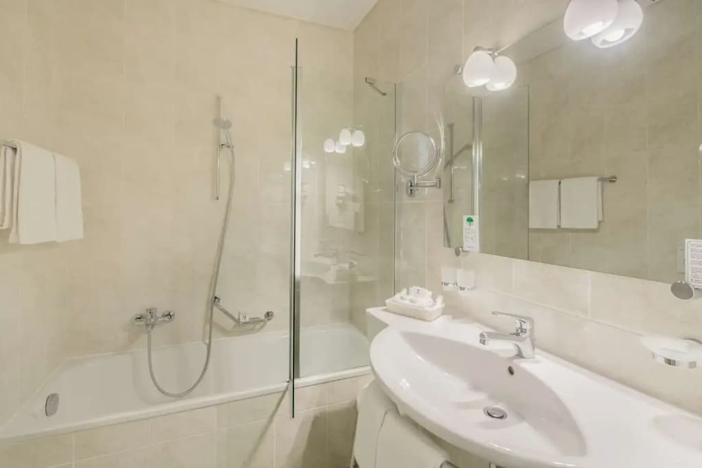 Best Western Hotel Bellevue Au Lac