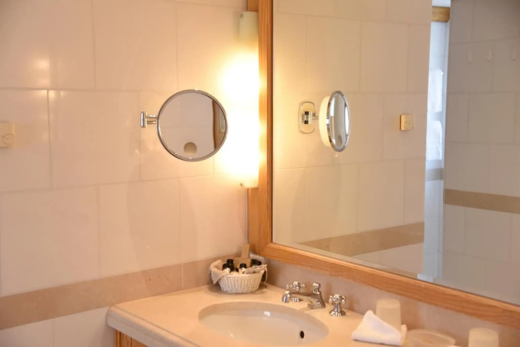Crystal Hotel
