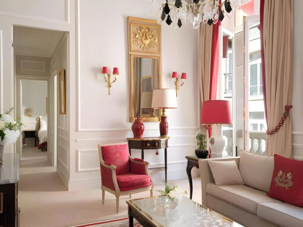 Hotel Plaza Athenee