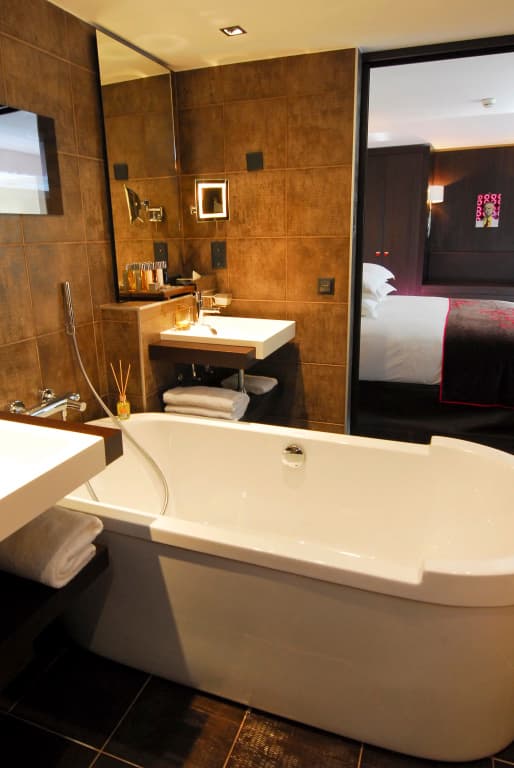 Eastwest Hotel