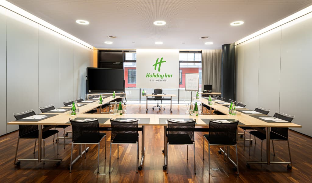 Holiday Inn Zurich - Messe by IHG