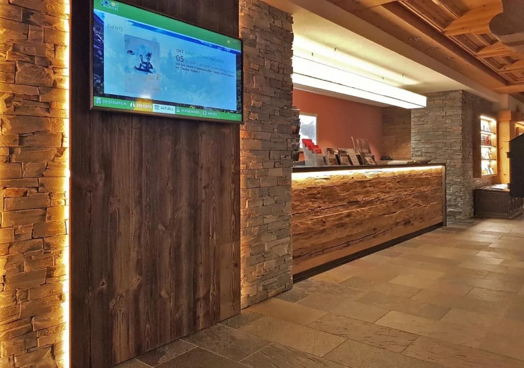 Mountain Plaza Hotel