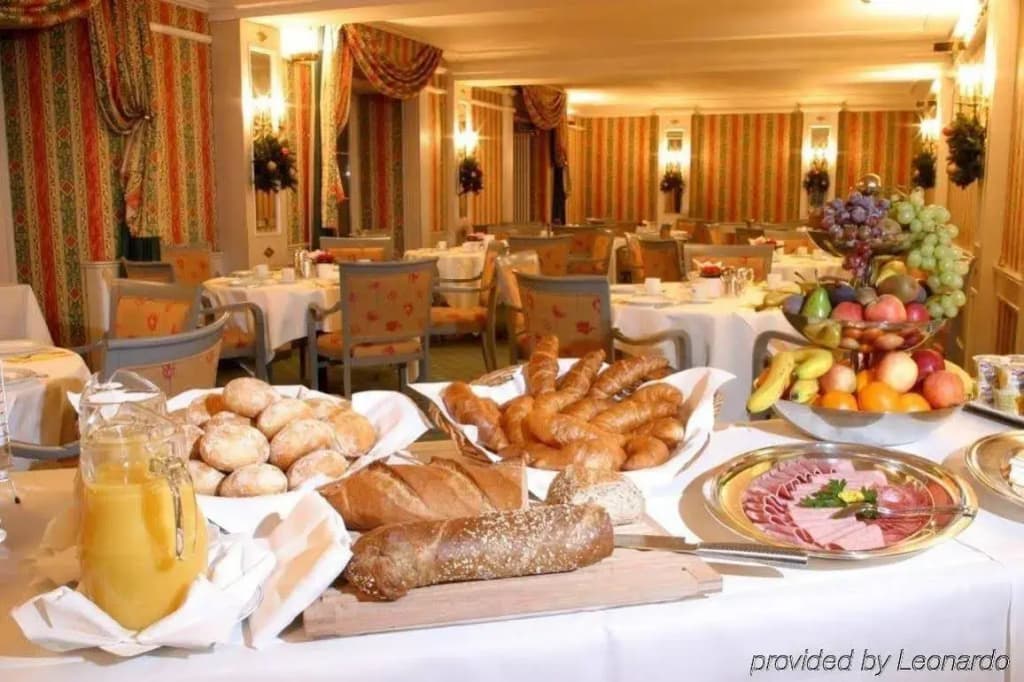 Hotel Monopol