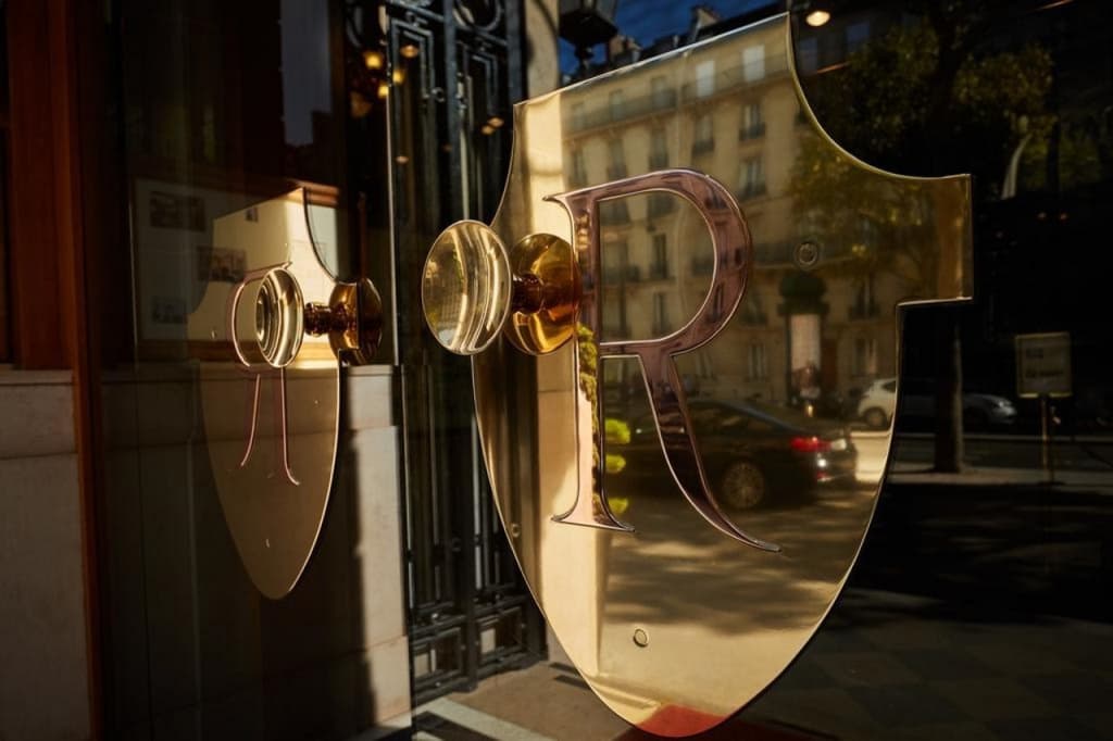 Hotel Raphael