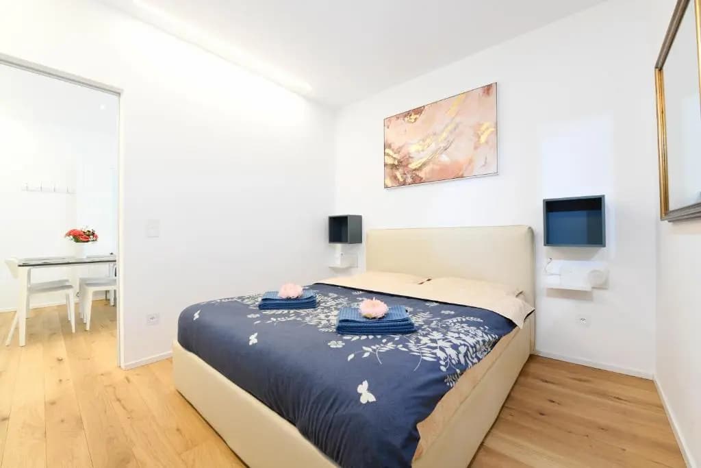Lake Modern Suites - Free Parking