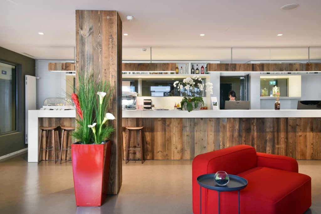 Home Swiss Hotel