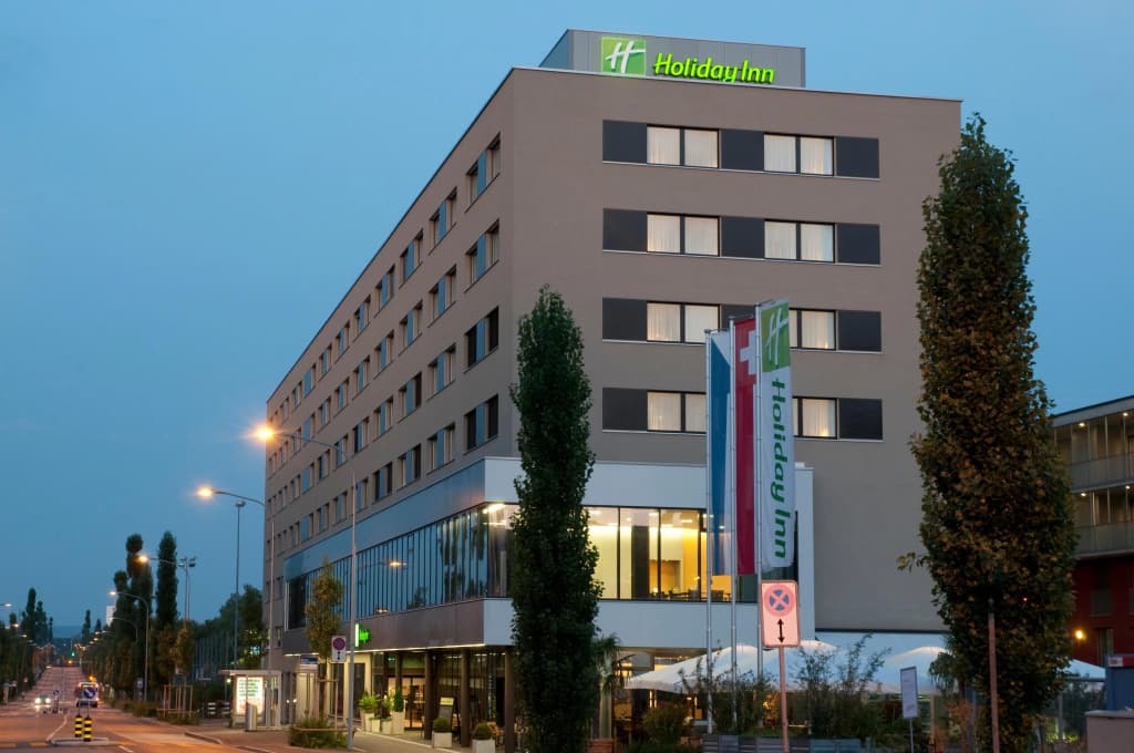 Holiday Inn Zurich - Messe by IHG
