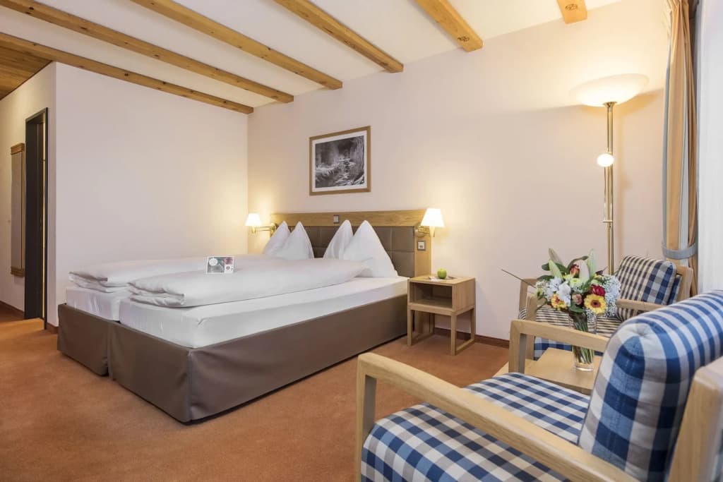 Mountain Plaza Hotel