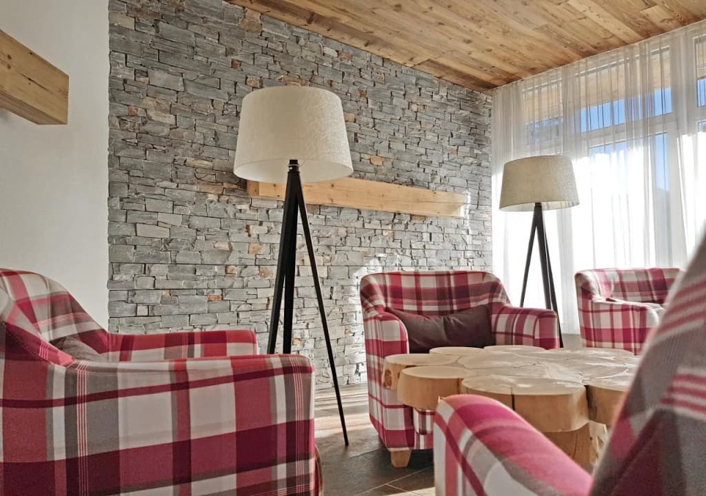 Mountain Plaza Hotel