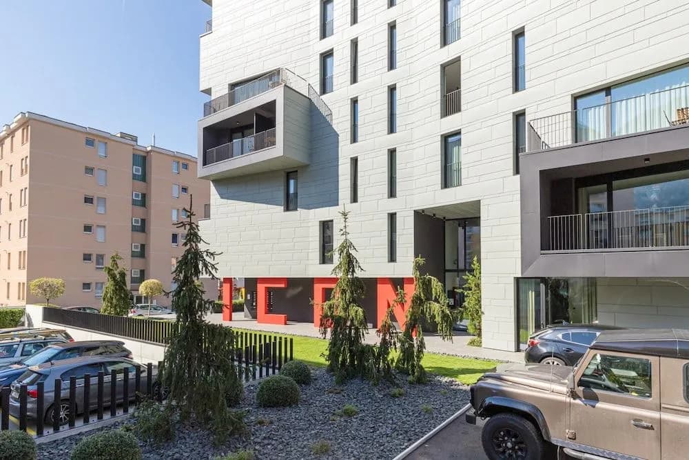 Icon H 202 Suite Micro-living