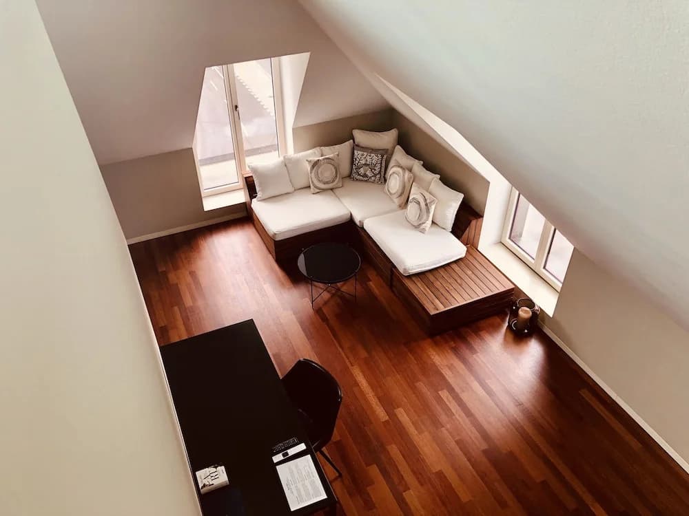 Lucerne Lake View Apartments