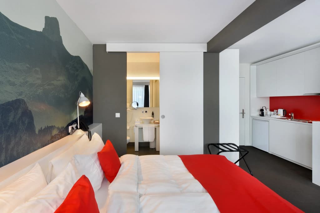 Home Swiss Hotel