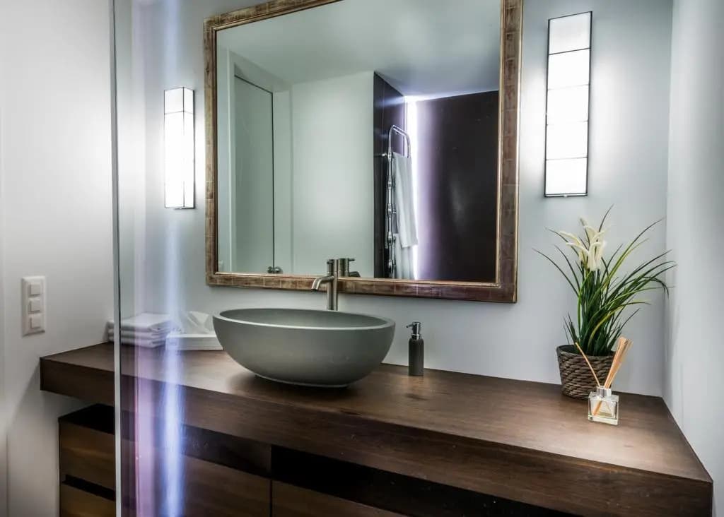 Le Bijou MH6 Jacuzzi Penthouse at Muensterhof / Paradeplatz