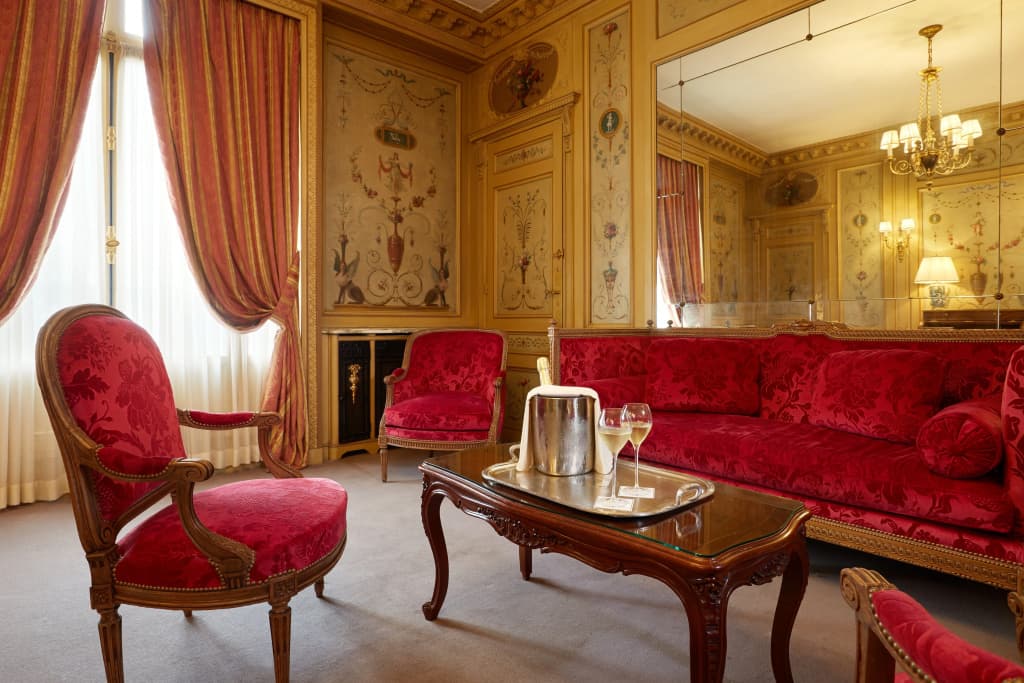 Hotel Raphael