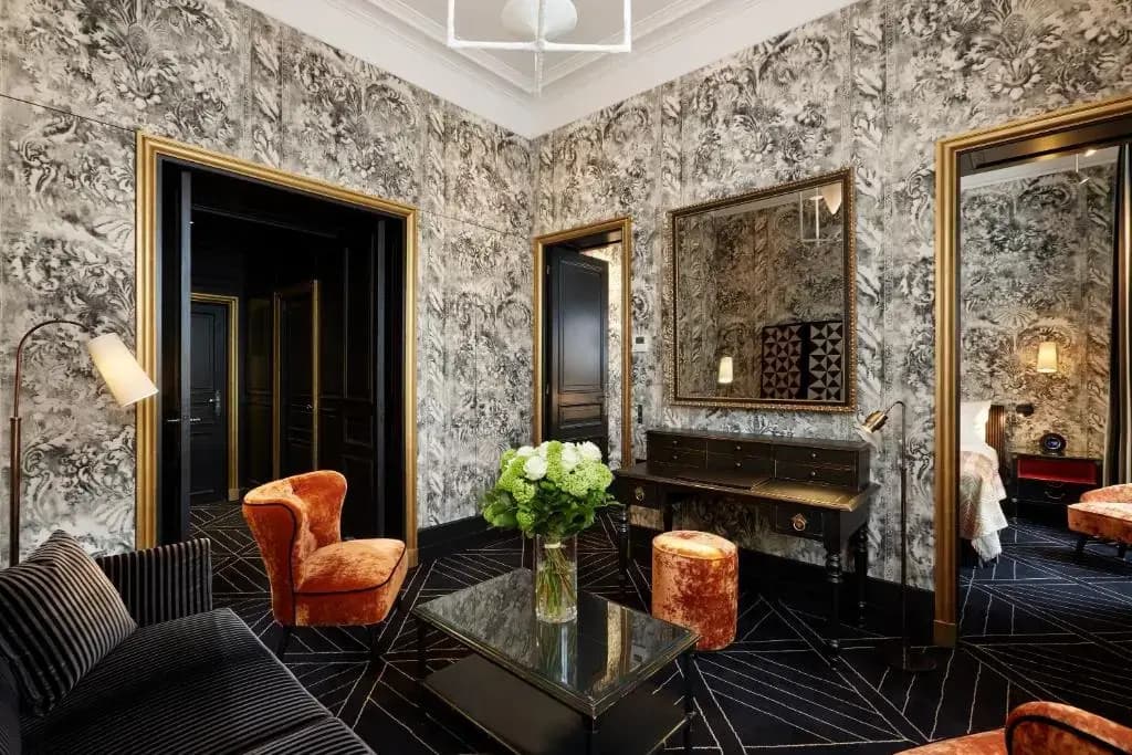 Pavillon de la Reine & Spa, Place des Vosges