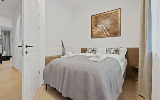 Living No. 5 by GT7 Hospitality